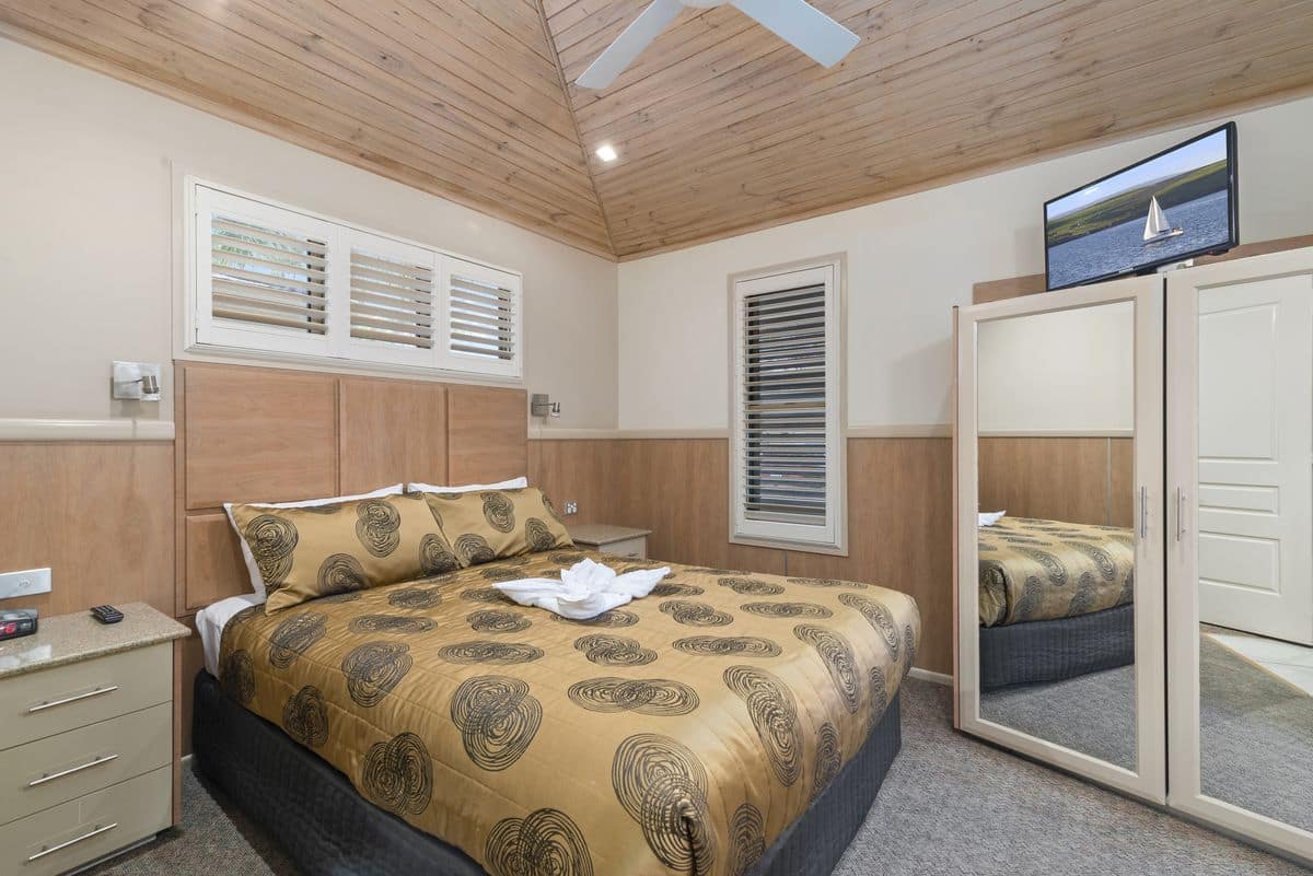 Rainforest Retreat Upmarket Gold Coast Holiday Cabin Accommodation